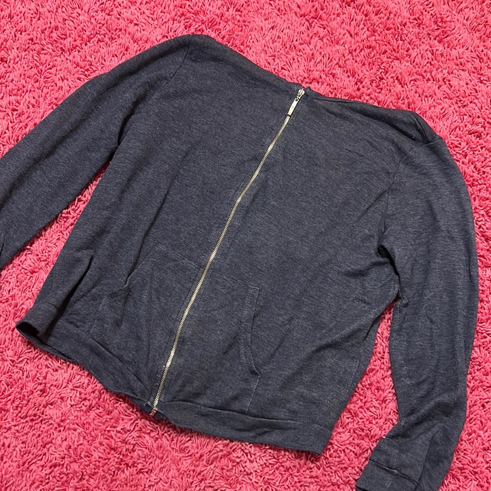 nice navy blue light sweatshirt